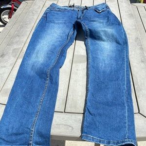 You watch her first vintage men’s jeans slim fit size 34,32